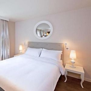 Zimmer mit Queensize-Bett